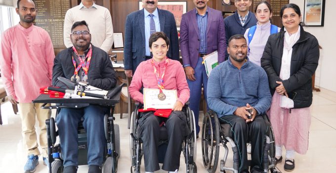 Advisor to the Administrator meets the winners of the 8th Boccia National Championship 2023-24 meeting.